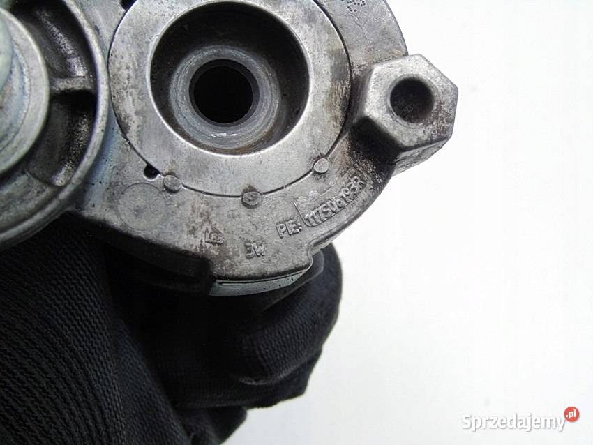 NAPINACZ PASKA 09 12 10 TCE CLIO 4 CAPTUR osobowe Sosnowiec