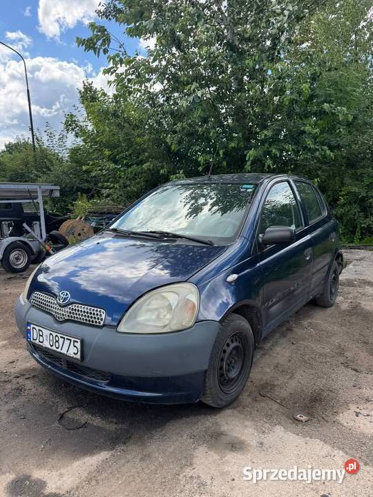 Toyota Yaris 10 VVTI manualna Toyota dolnośląskie Wałbrzych