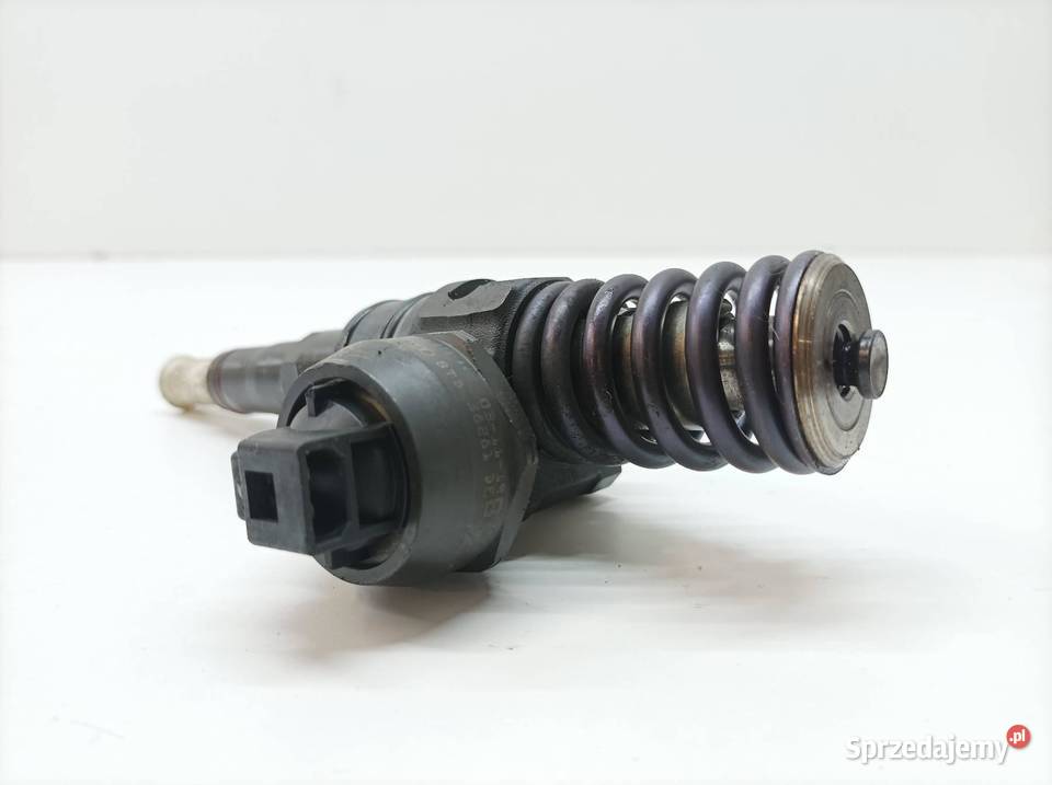 POMPOWTRYSKIWACZ 038130073AJ 19 TDI VW