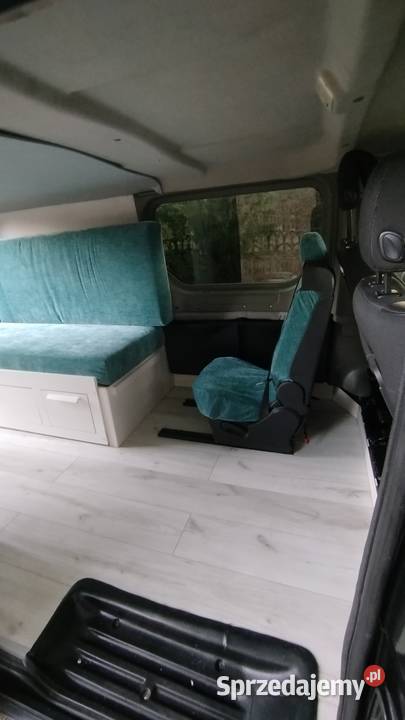 CamperKamper zabudowa kempingowaturystyczna busa Częstochowa