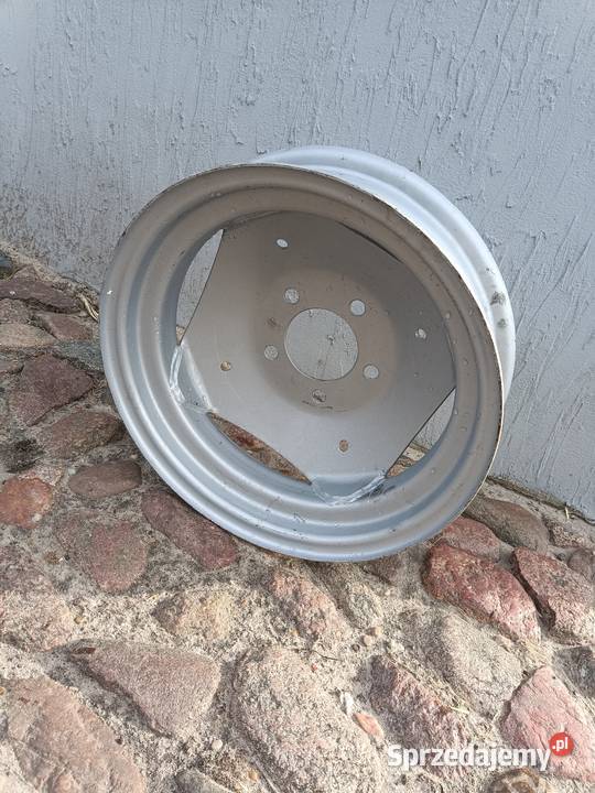 Felga ursus C325 328 330 przednia nieuszkodzony Pozostałe Budy sprzedam