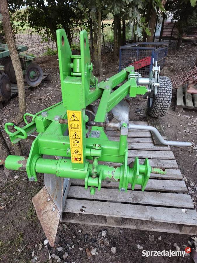 Pług 3 skibowy świętokrzyskie Trębowiec Duży