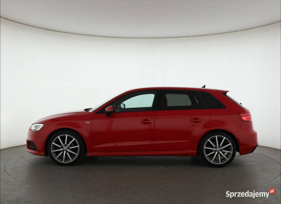 Audi A3 15 TFSI Rok produkcji 2019 Piaseczno