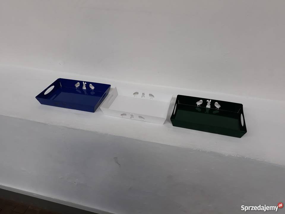 Nietypowa metalowa taca tacka wielkanocna biały