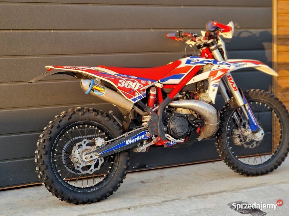 Beta 300 Xtrainer 2T 2022 akryl