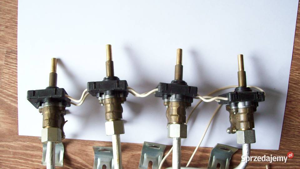 Komplet zaworów gazowych z rurkami do AMICA typ wolnostojące Reda