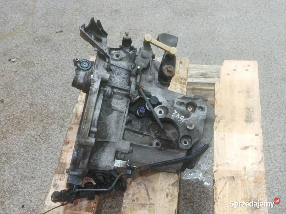 SKRZYNIA BIEGÓW 20CQ13 14 8V Citroen C2 I