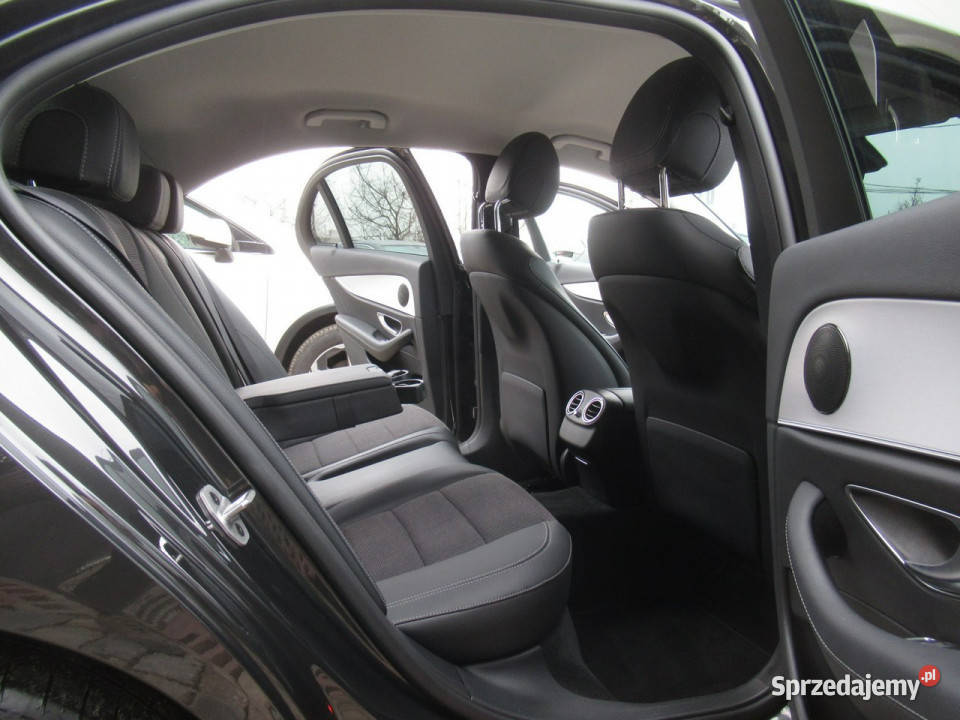 Mercedes E 220 BEZWYPADKOWY Pakiet AMG 4Matic Warszawa