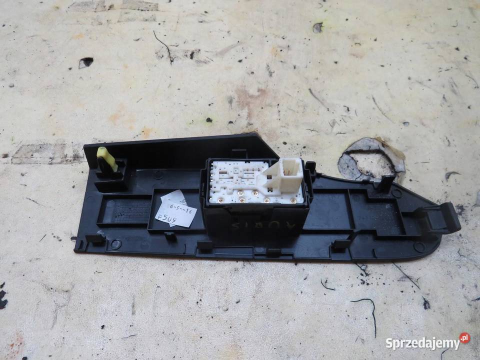 PRZEŁĄCZNIK SZYB PRZÓD AURIS II LIFT 16 D4D Panele sterowania, przełączniki