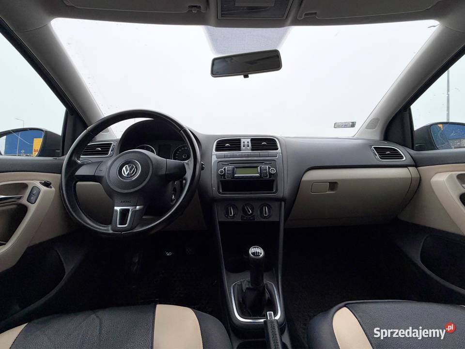 Volkswagen Polo 12 TSI Highline 105 Polski Salon Rok produkcji 2010 Polo Wrocław