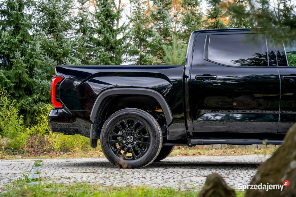 Toyota Tundra Limited 34 V6 Hybrid iFORCE 4x4 napęd 4x4 sprzedam