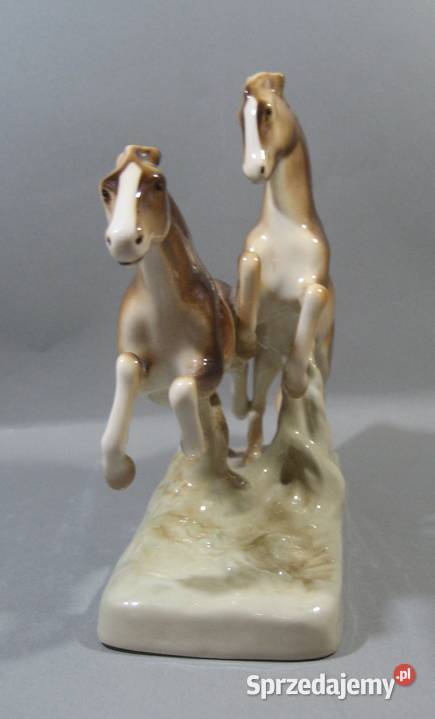 Figurka Porcelanowa Royal Dux 1971 r wy 15 Warszawa