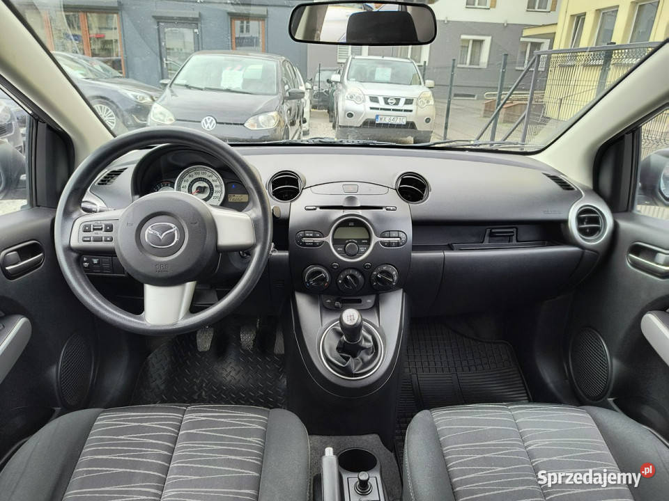 Mazda 2 ALU klimatyzacjaniski przebiegksiążka lakier metallic Bydgoszcz