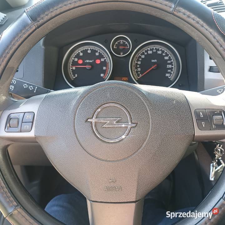 Opel Zafira b wielofunkcyjna kierownica