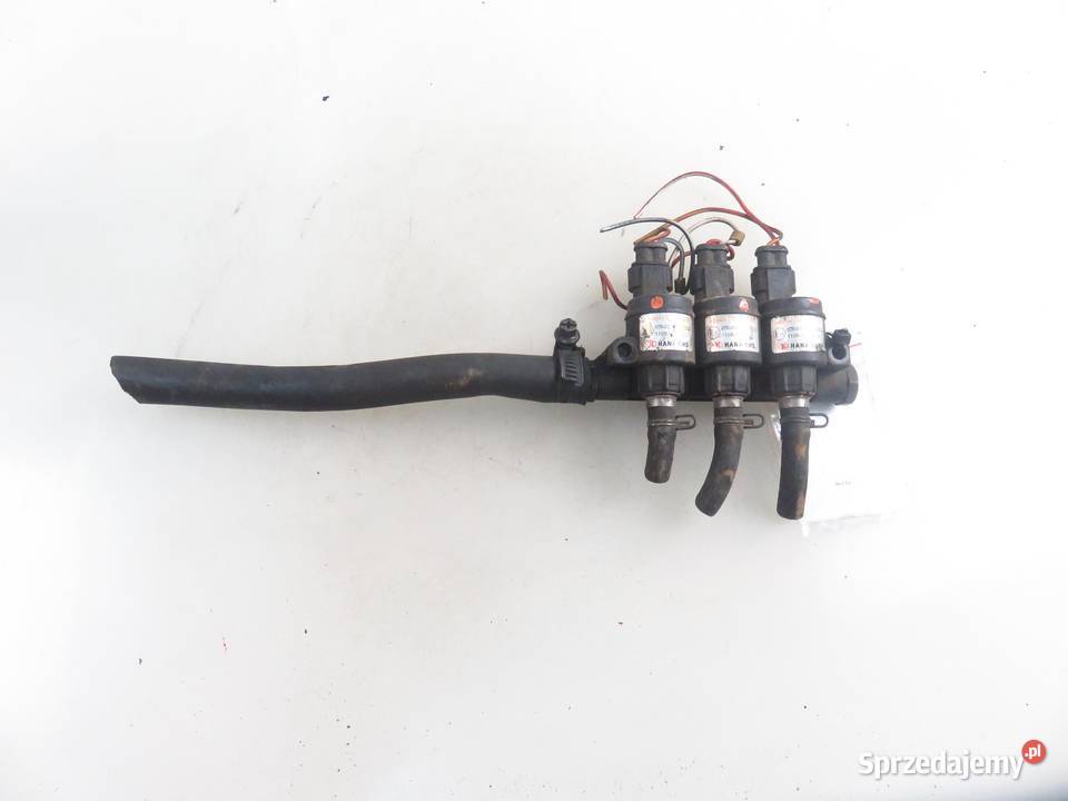 3X WTRYSK HANA 67R010256 H2002 osobowe małopolskie sprzedam