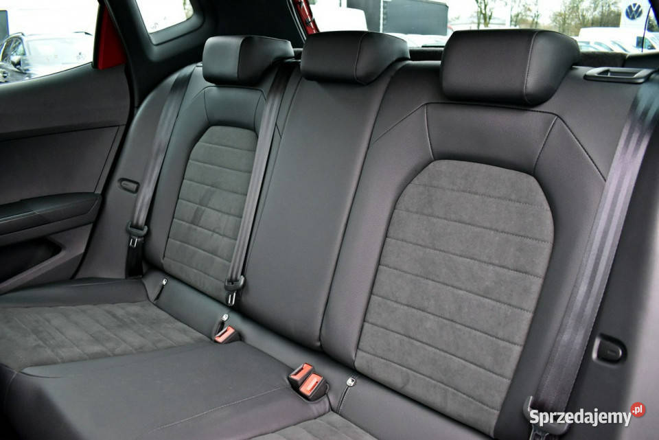 Seat Arona Bezwypadkowy Salon Polska Serwis ASO czujnik martwego pola Łódź