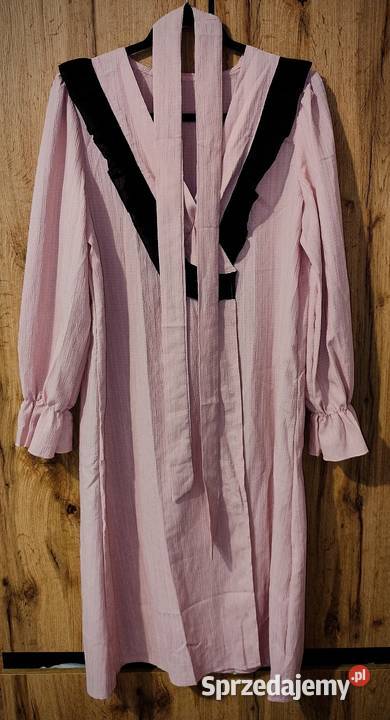 Różowa sukienka kopertowa Barczewo