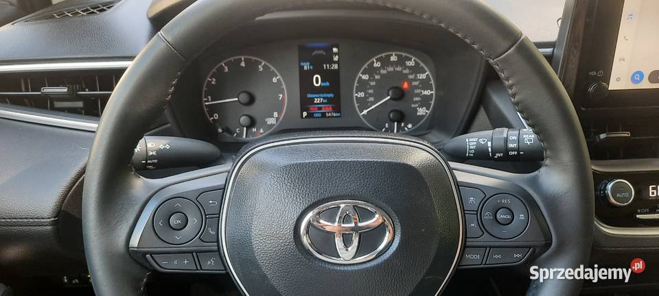 Toyota Corolla CROSS 20171 5tkm Automat Kamera Corolla sprzedam