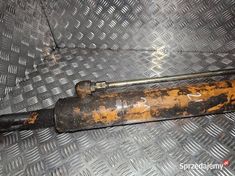Siłownik hydrauliczny podnoszenia ładowarki Case Gdynia