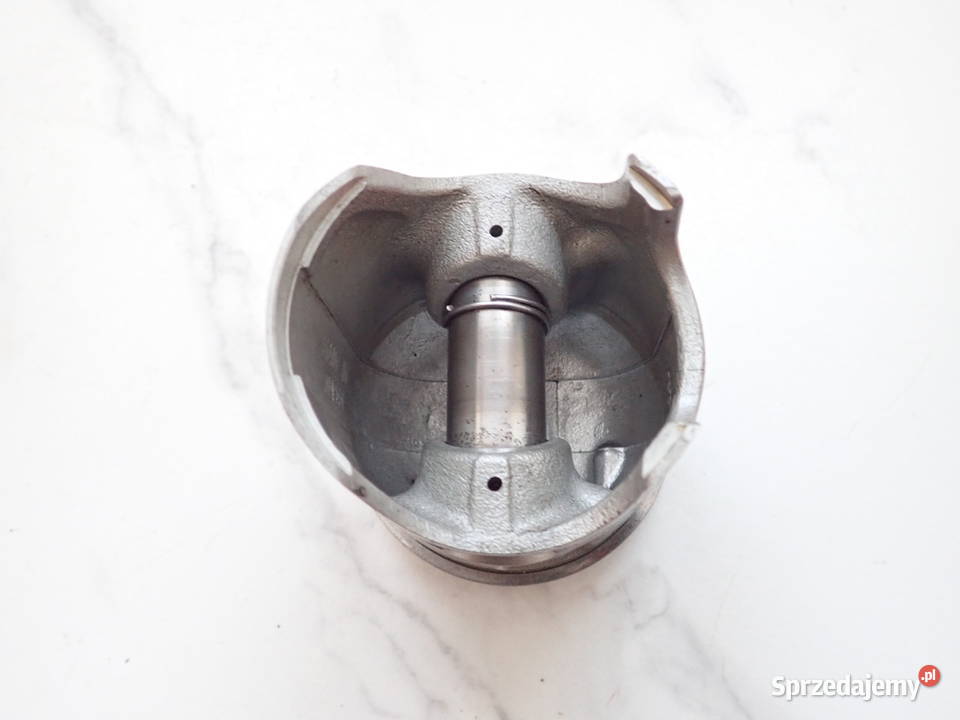 Tłok 66mm Pierścienie Sworzń Suzuki RM 250 2T sprzedam