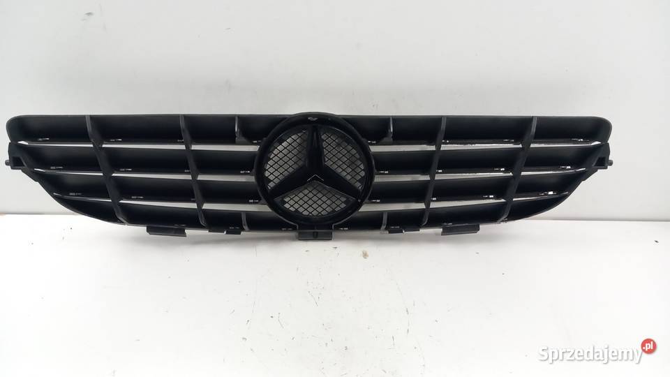 MERCEDES CLK W209 ATRAPA GRILL C744 Zbierkowo