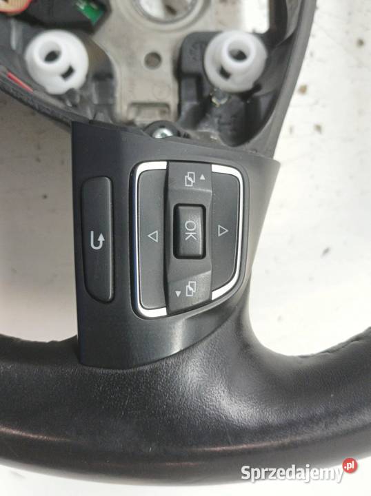 KIEROWNICA SKÓRZANA MULTIFUNKCJA VW Volkswagen Rok produkcji 2012 Kierownice świętokrzyskie