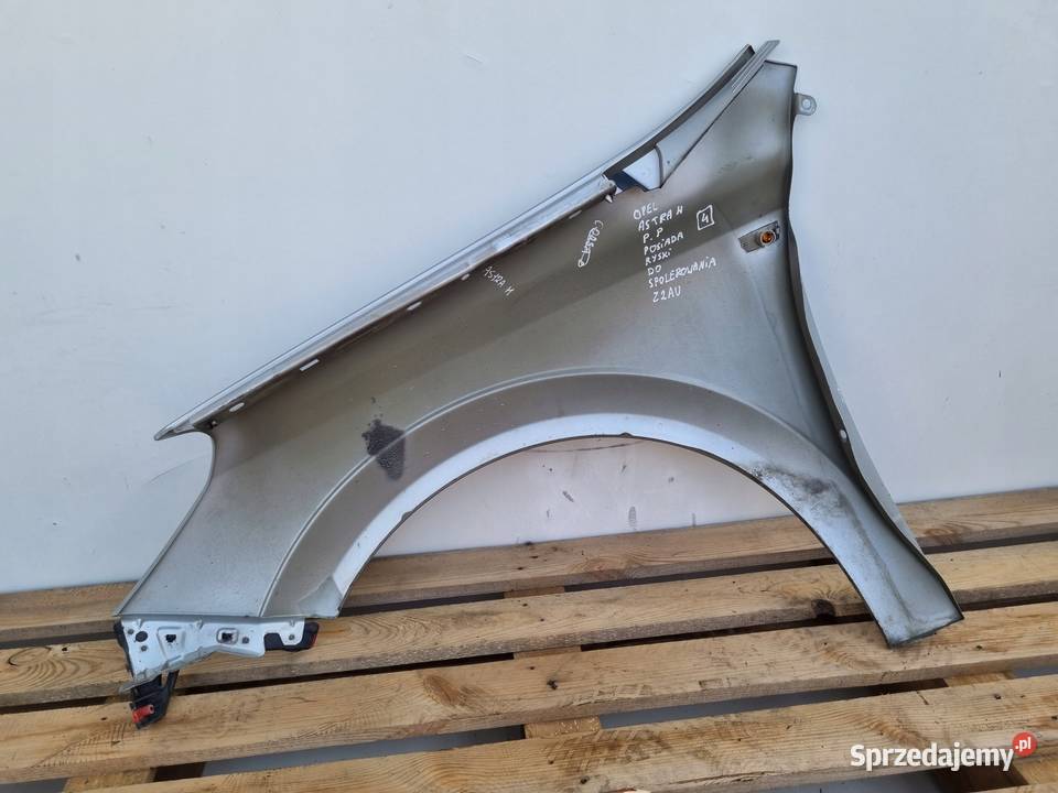 Opel Astra III H HTB sedan kombi 0409r PRZEDNI Rudka sprzedam