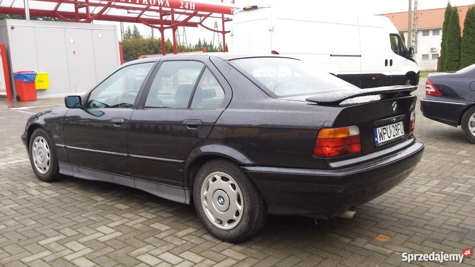 BMW E36 2.0 BDB stan blacharski Tarczyn Sprzedajemy.pl