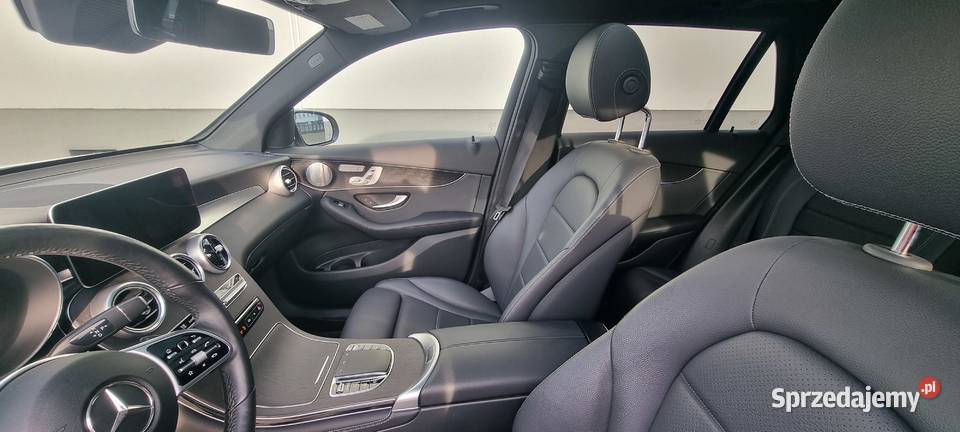 MercedesBenz GLC 300 AMG PANORAMANISKI PRZEBIEG Skępe