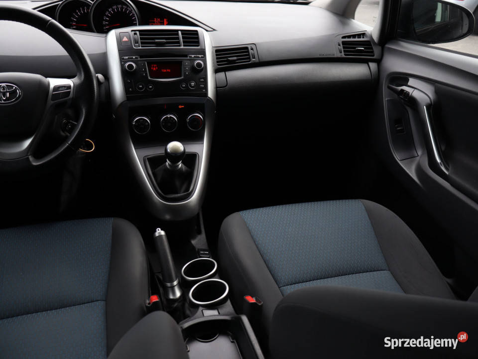 Toyota Verso 16 Valvematic elektryczne szyby Bielany Wrocławskie sprzedam