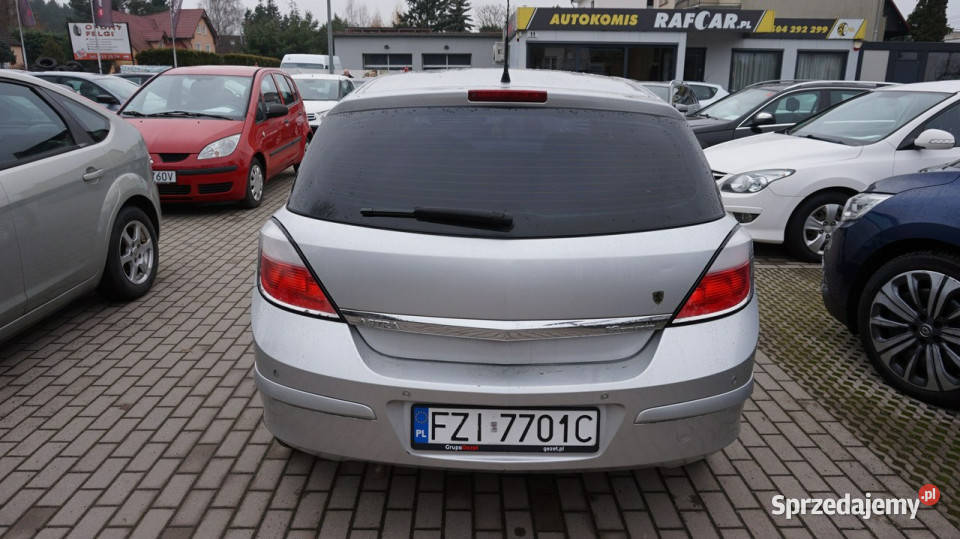 Opel Astra zarejestrowany ubezpieczony Gwarancja ESP Astra Zielona Góra