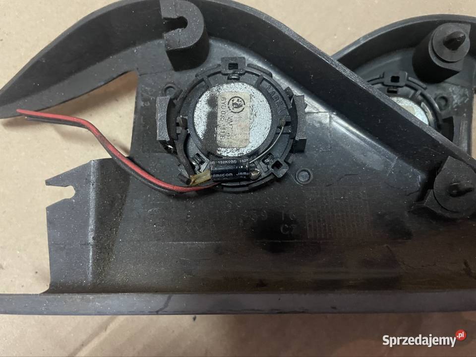 Trójkąt lusterka lewy prawy głośnik skoda fabia Osłony i zaślepki sprzedam