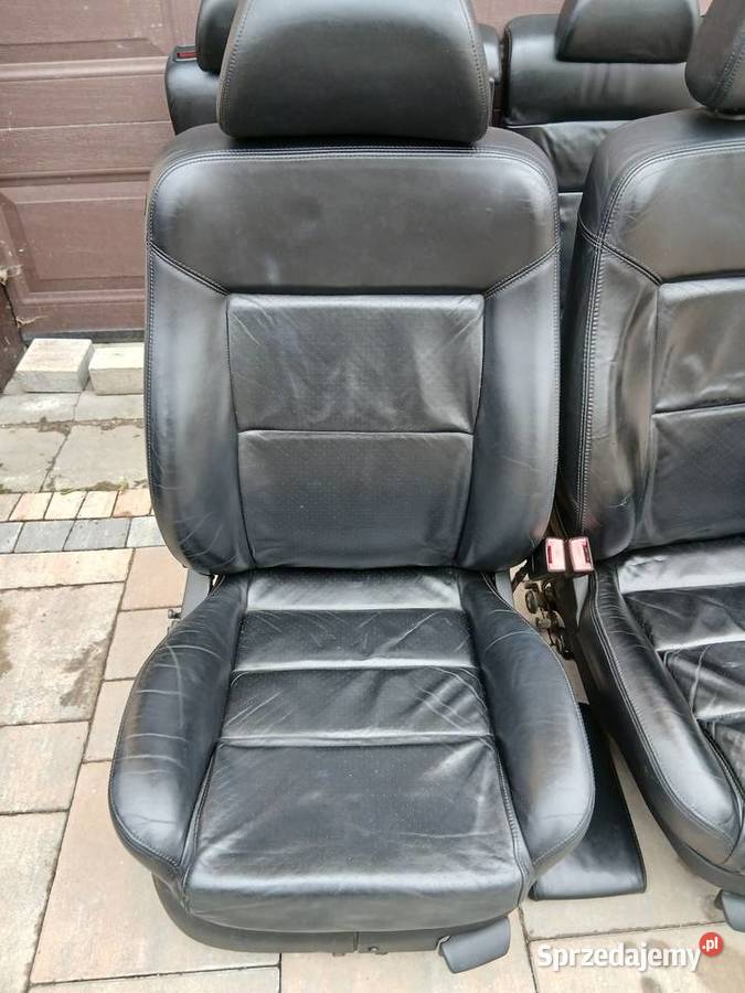 Fotele siedzenia kubełkowe skóra VW Volkswagen osobowe Grodków