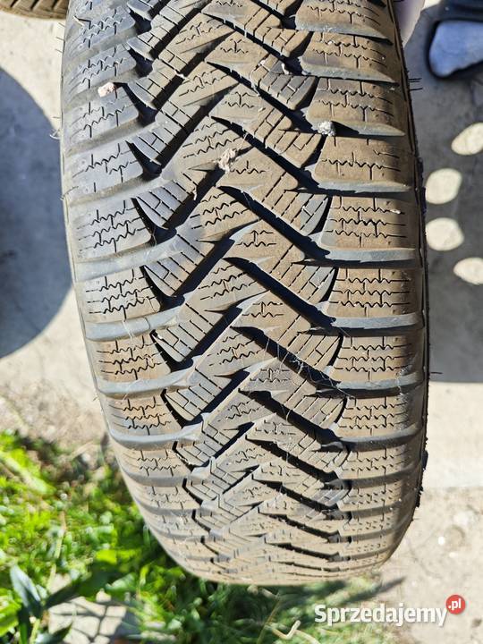 Opony zimowe Laufenn I Fit 17565 R14 2025r Kunów