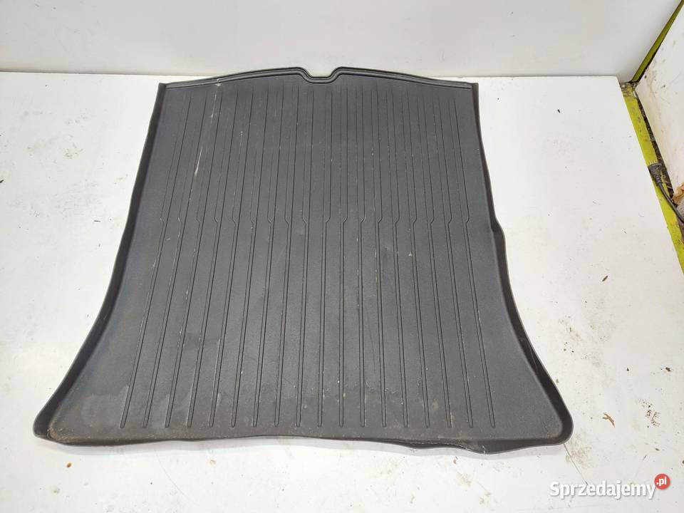 TESLA MODEL Y 2022r MATA WYKŁADZINA BAGAŹNIKA osobowe sprzedam