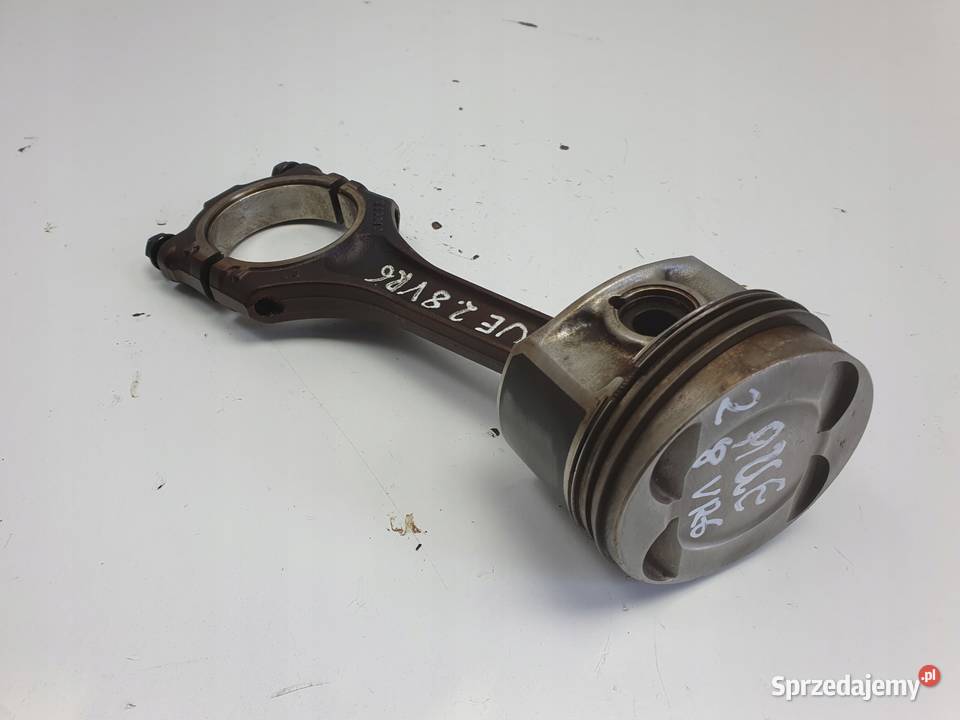 VW Golf IV 28 VR6 AUE TŁOK KORBOWÓD osobowe Chełm