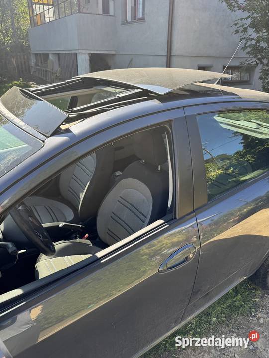 Fiat Punto Evo 14 benzyna nowe opony tempomat Nowy Sącz