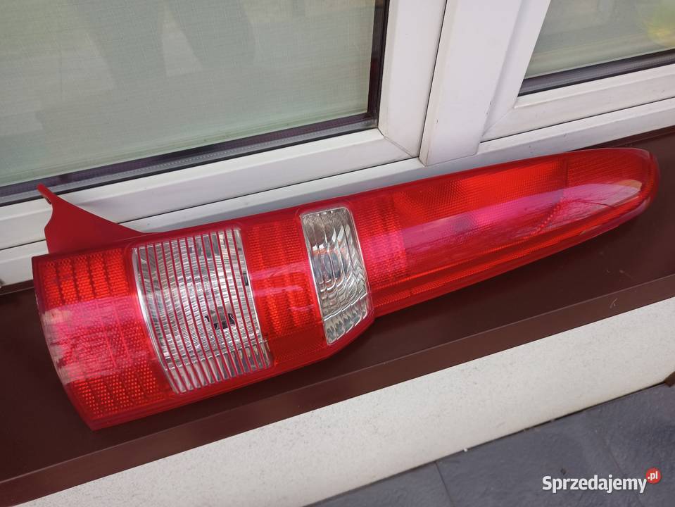 Fiat Panda II 2 lampa tył tylna prawa wkład łódzkie