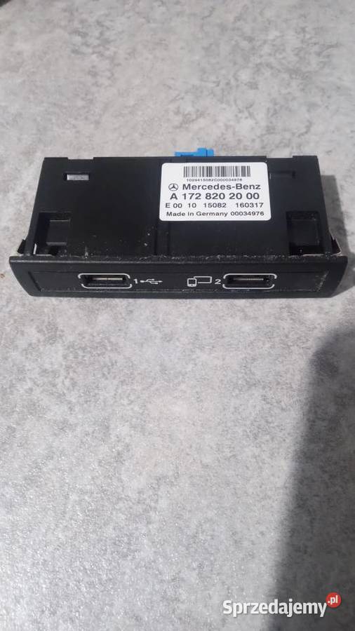 MODUL GNIAZDO USB MERCEDES A1728202000 Klasa B Szembruk