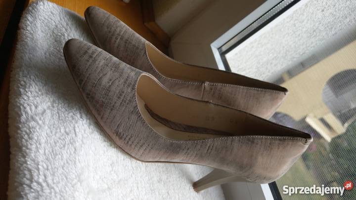 Butyczółenka 38 klasyczne eleganckie naturalna Częstochowa