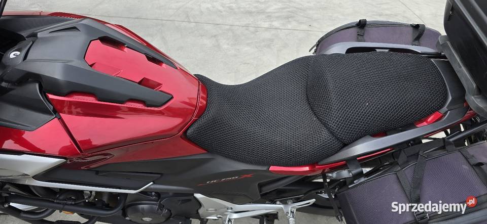 Honda nc 750x Rok produkcji 2017 Honda Bożacin