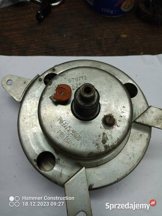 Warszawa syrena fiat lada wołga Nysa star części sprzedam