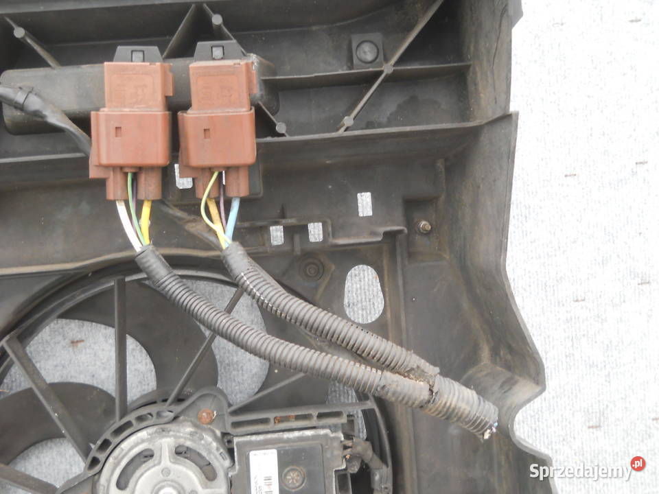 PEUGEOT 807 CITROEN C8 LIFT OBUDOWA WENTYLATORÓW Siechnice