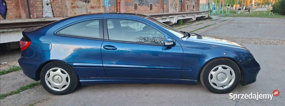 MercedesBenz C klasa cl203 Sport Coup 22 CDI lakier metallic Białystok