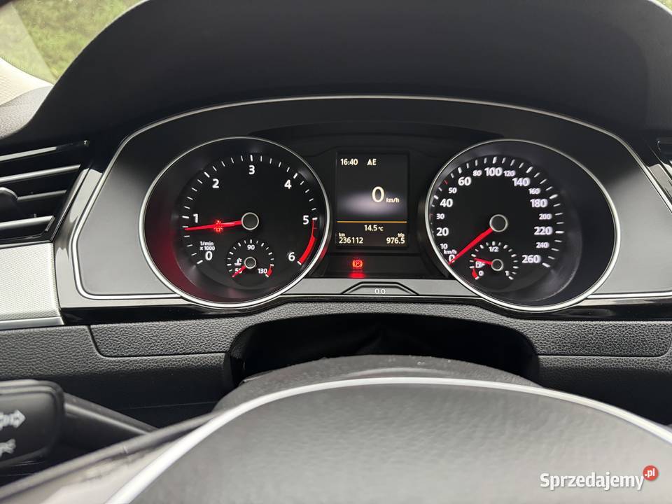 Volkswagen Passat B8 16 TDI 120 2015 r Bogate Raków