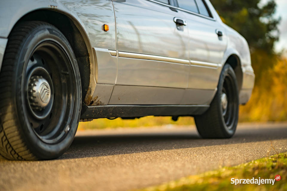 Mercury Grand Marquis Ford Crown Victoria Wołomin
