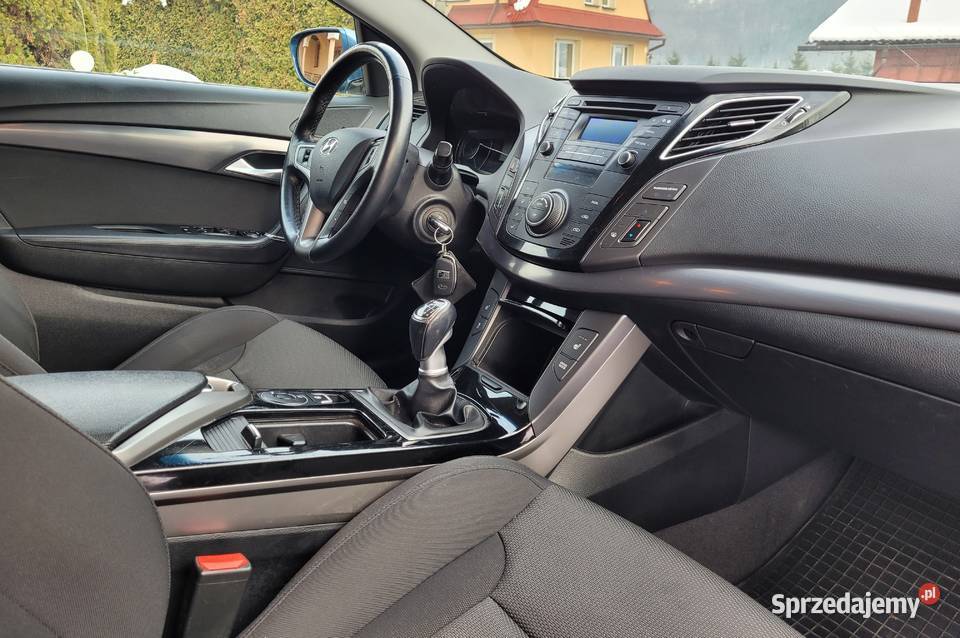 Hyiundai I40 Lift koła zimowe garażowany Rok produkcji 2016