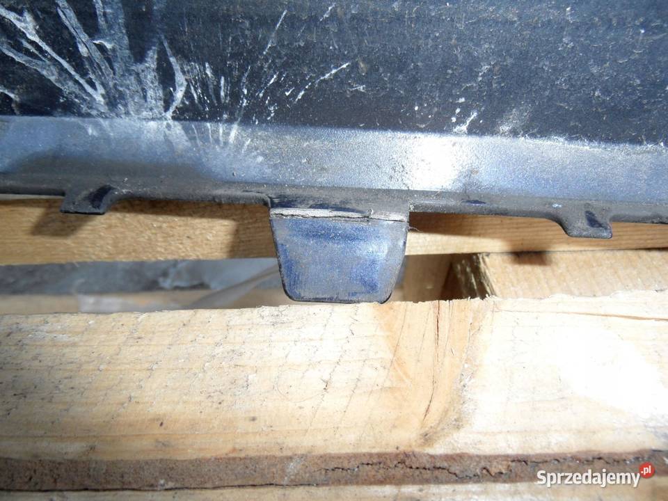 VW PASSAT B7 13r zderzak tył