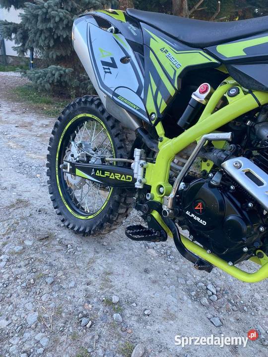 Alfarad 250 Super stan 2022r nowy Krosno