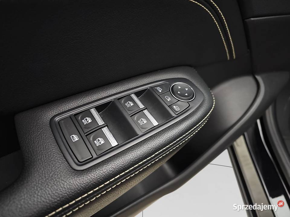 Arkana 16 ETech Full Hybrid 145 Techno MMT komputer pokładowy sprzedam